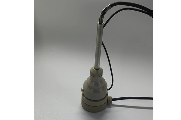 Thermal-controllable-Online-Pressure-and-thckness-monitoring-battery-system-
